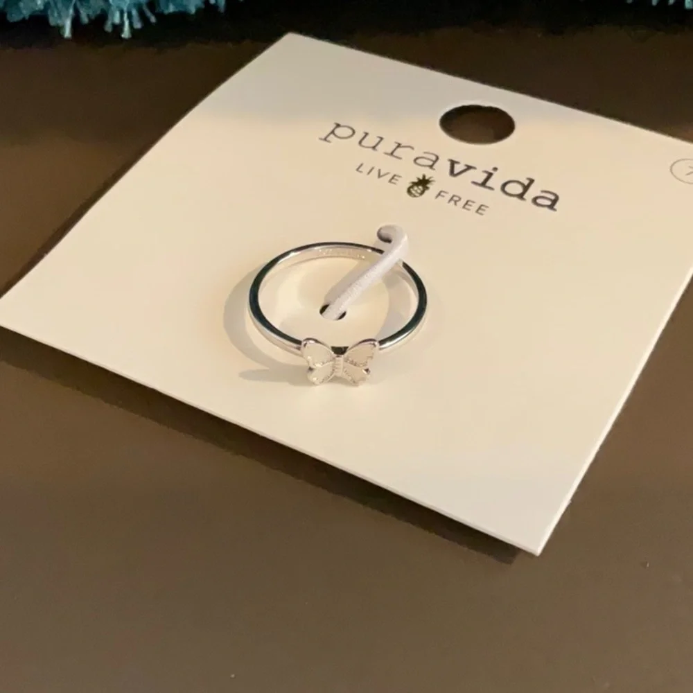 Puravida 🐚 butterfly ring